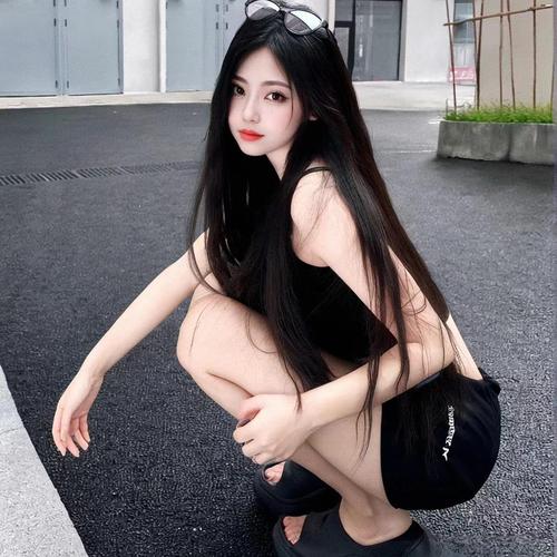 逸鑫3白久久的美女聊天室