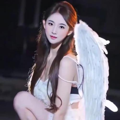 发财发财跳舞主播的美女聊天室
