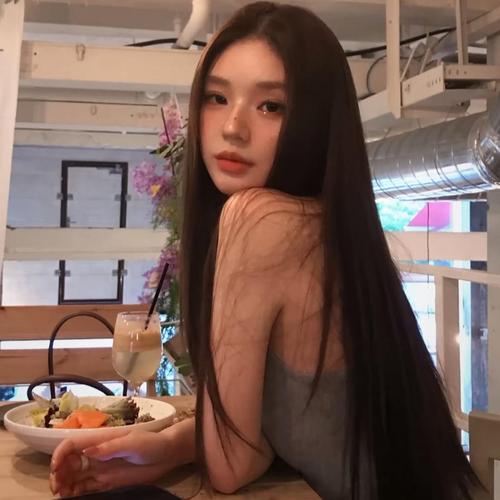 新人泡芙～的美女聊天室