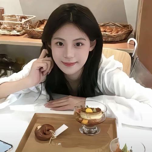 可心1111的美女聊天室
