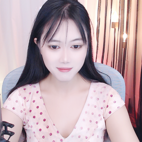 余悸-的美女聊天室