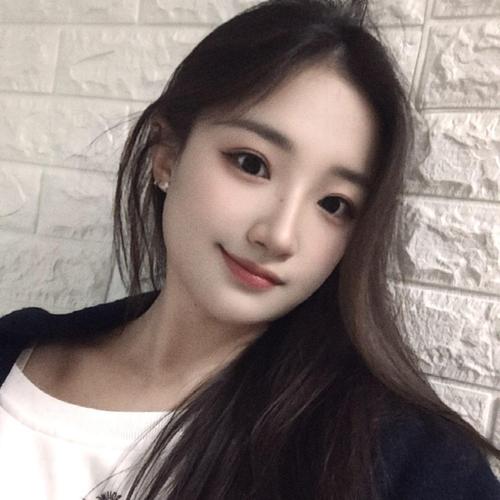 香芋~的美女聊天室