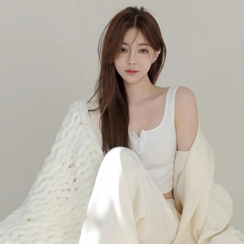 Yღ的美女聊天室