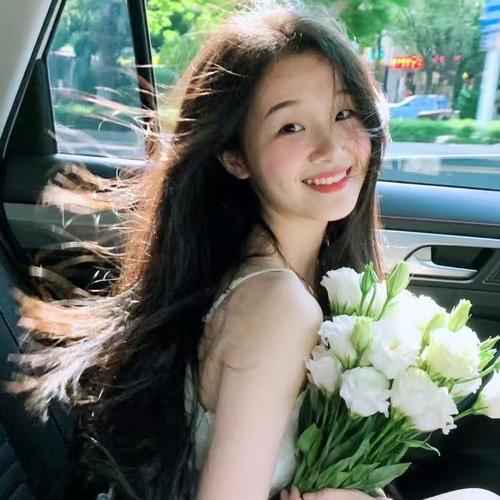 新人开心果1L3EwN8s9