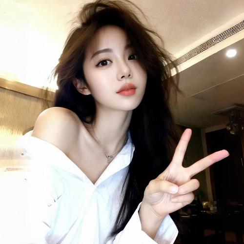 逸鑫6夏天儿吖的美女聊天室