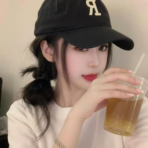 逸鑫9蛋蛋发财版的美女聊天室