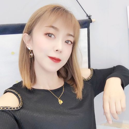 逸鑫3简一的美女聊天室