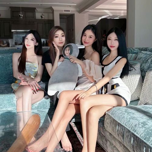 倾芯⑥少女团