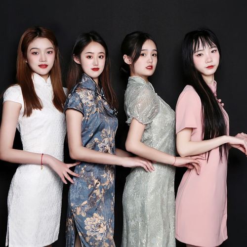 CC少女团的美女聊天室