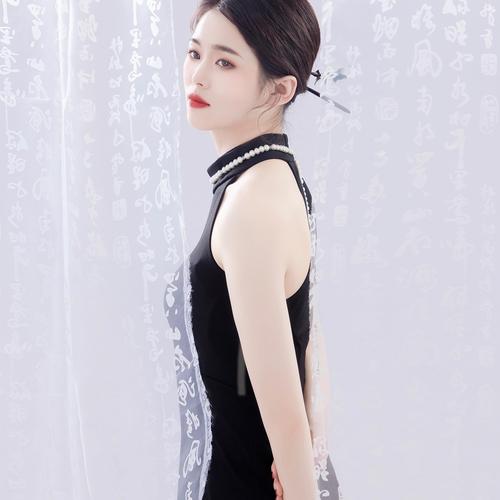 C世纪贝贝（承蒙厚爱）的美女聊天室