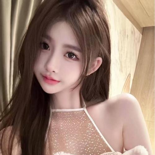 长腿Ais艾莎愿萬事顺意～