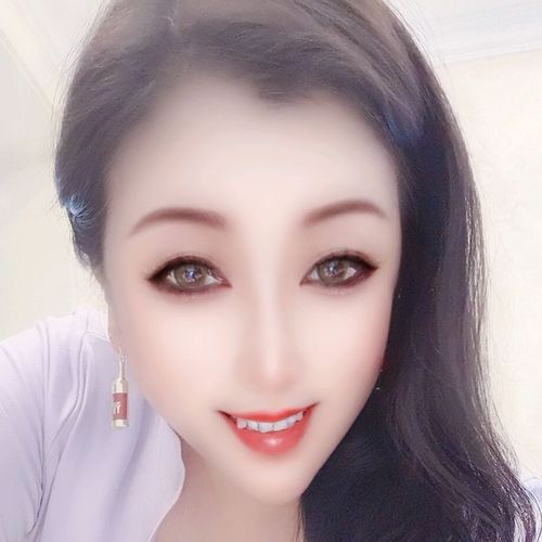 新人佳佳等你的美女聊天室