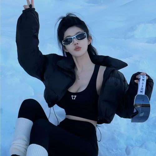 战豆豆-又活了一天……的美女聊天室