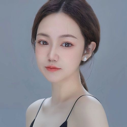 梁斯予的美女聊天室