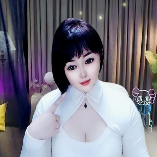 佳瑶⁵¹²的美女聊天室