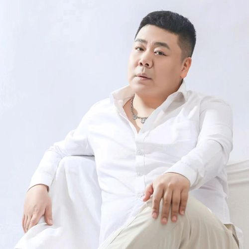 希域龍一圣斗士的美女聊天室