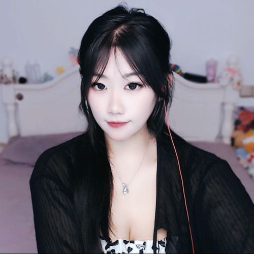 小羊星星✨～快饿死版的美女聊天室