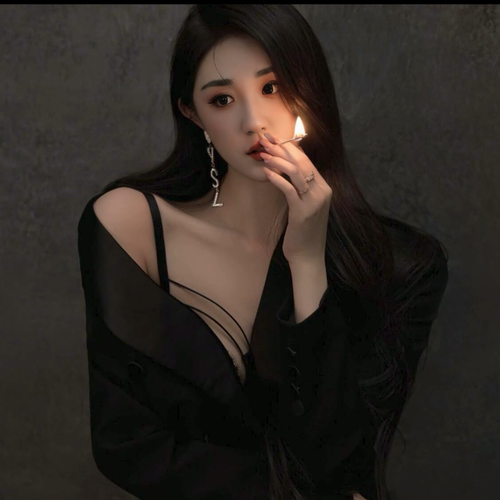 清欢、小拉拉☞贪财的美女聊天室