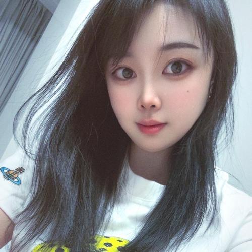 花喜.新人的美女聊天室