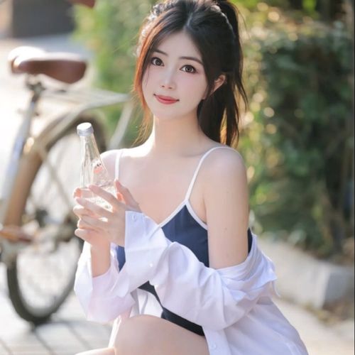 笑儿~小富婆$$的美女聊天室