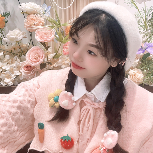 泡泡芙啦的美女聊天室