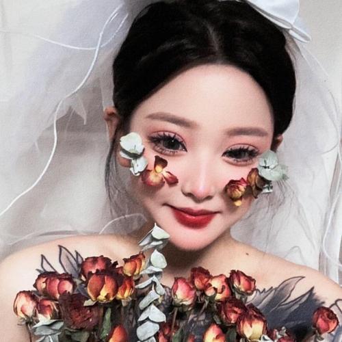 陈陈~新人的美女聊天室