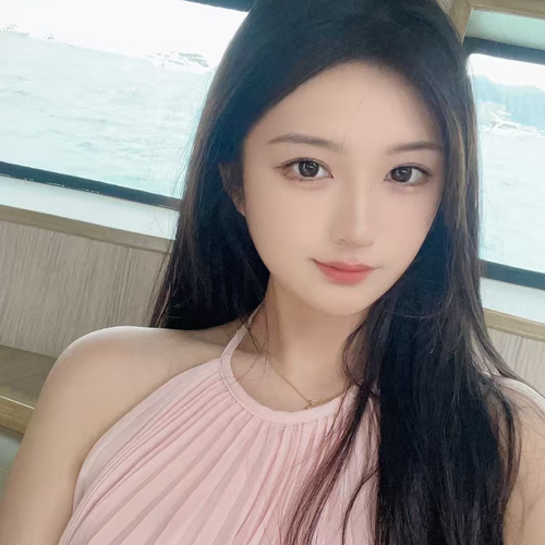 希域.77的美女聊天室