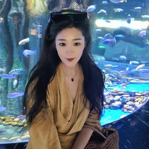 新人～特特的美女聊天室