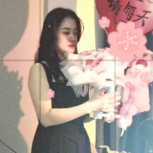 盼盼小面包的美女聊天室