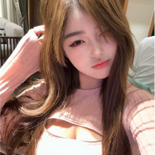 碎碎念.沉默不说的美女聊天室