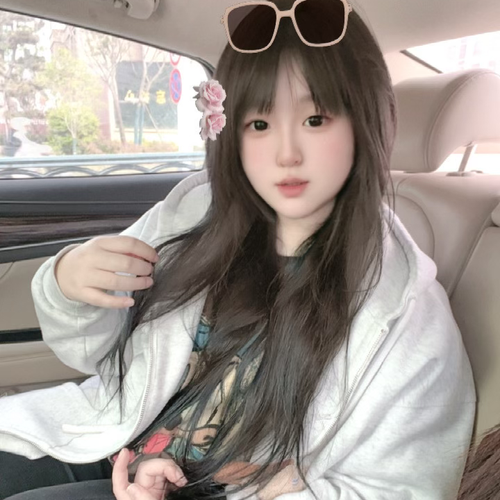 橙橙：的美女聊天室