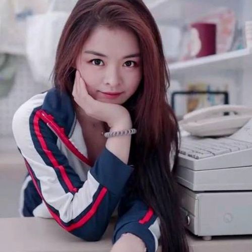 艳儿——所有的相遇，都是久别重缝的美女聊天室