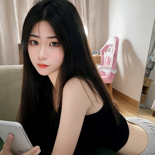 小奶猫-的美女聊天室