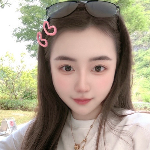 一枝红杏的美女聊天室