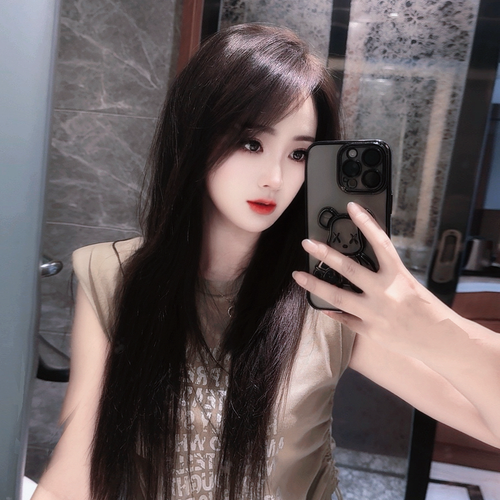 李大美♥晚上播的美女聊天室