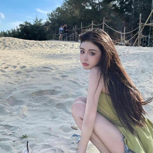 刘熠乔女士!的美女聊天室