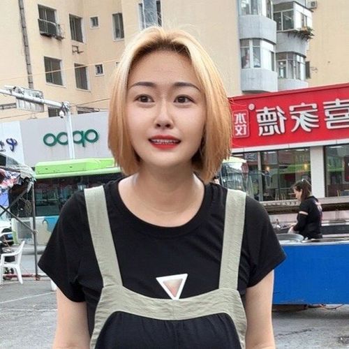 七七一米七的美女聊天室