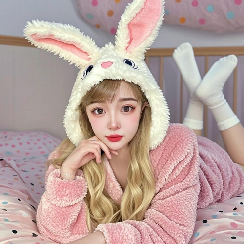 陌彬儿·‘’日落归山海的美女聊天室