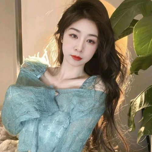 逸鑫8-丹丹的美女聊天室