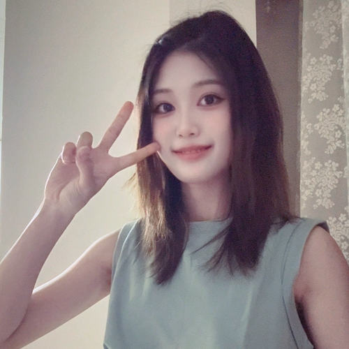微微同学的美女聊天室