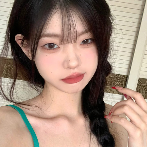 施妙淼的美女聊天室