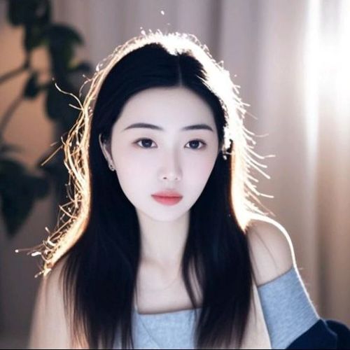 康诗诗的美女聊天室