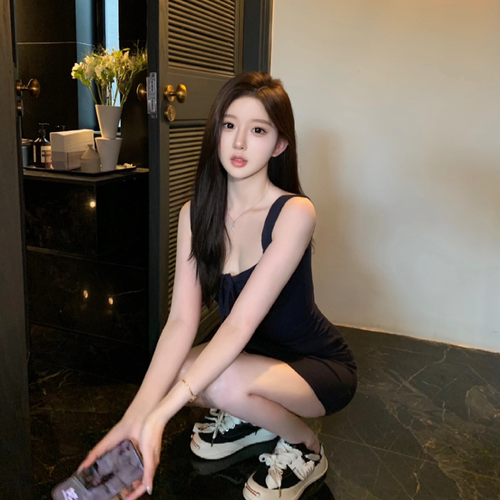 初遇。汪喵补给站的美女聊天室