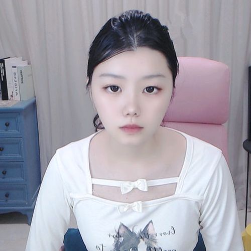 脆枣和桃♡