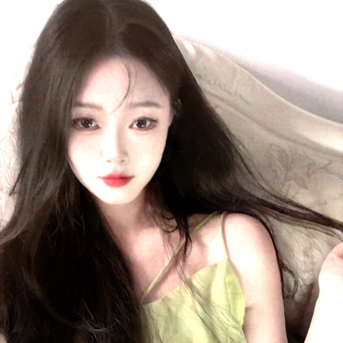 辣辣不辣的美女聊天室