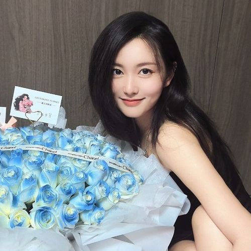 小依然❤的美女聊天室