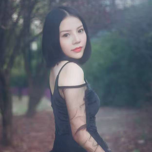 星艺呦呦的美女聊天室