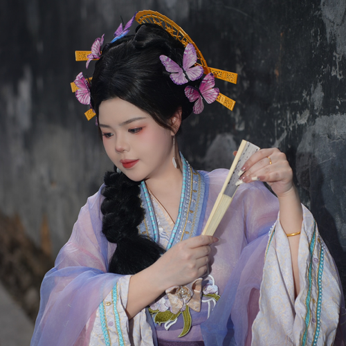 希域木槿。的美女聊天室