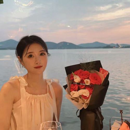 果●嘻嘻嘻嘻嘻的美女聊天室