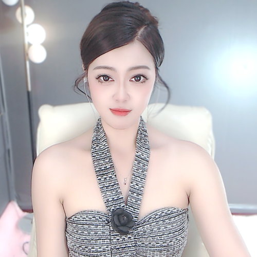 ღ、凹凸曼❤️的美女聊天室